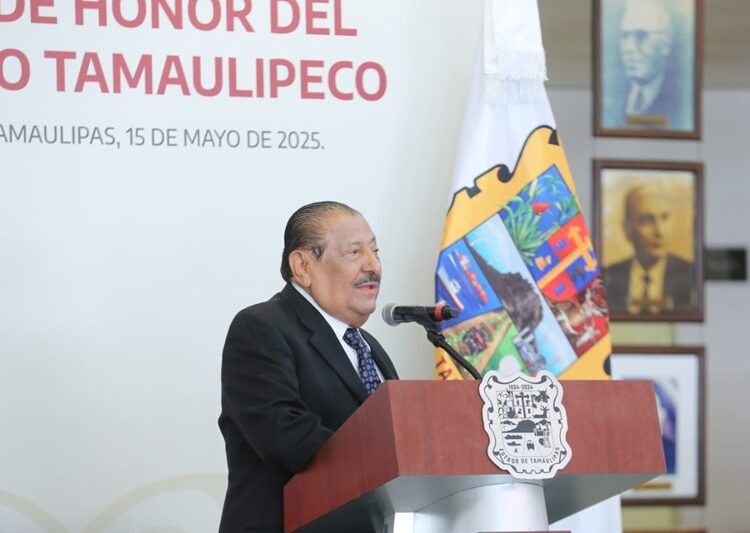 “El magisterio es el eje y futuro del país”: AVA