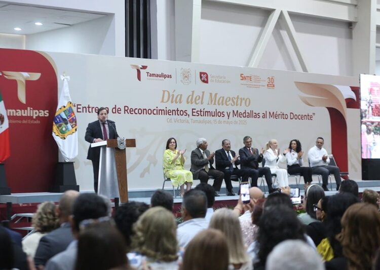 “El magisterio es el eje y futuro del país”: AVA