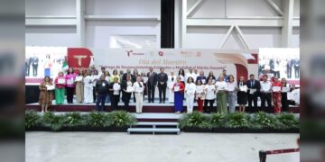 “El magisterio es el eje y futuro del país”: AVA