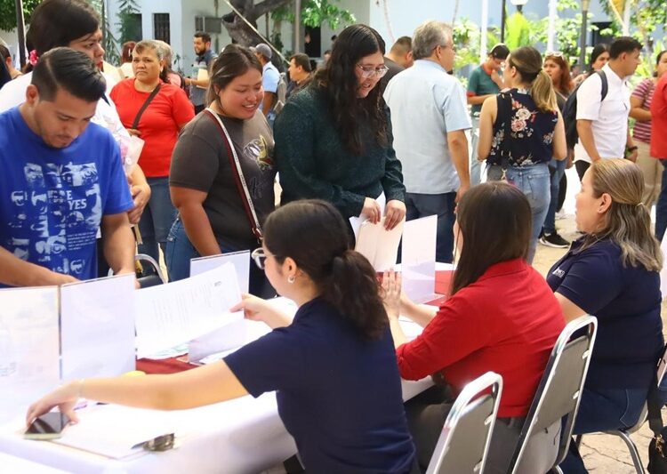 Empresarios y Municipio ofrecen 800 oportunidades de empleo