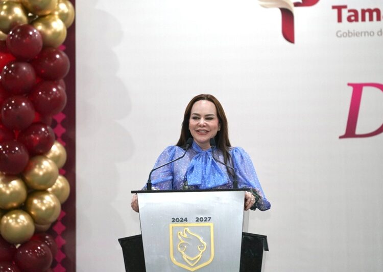 En 4 años entrega CLC más de 30 mdp en bonos económicos para maestros