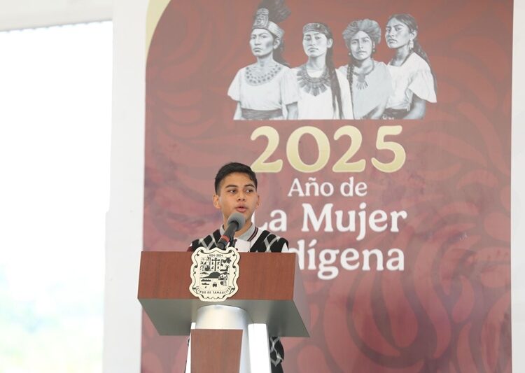 Entrega AVA a estudiantes de la zona sur becas federales “Benito Juárez”