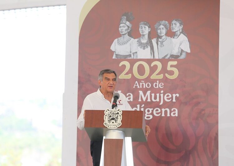 Entrega AVA a estudiantes de la zona sur becas federales “Benito Juárez”