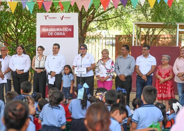 Entrega Lalo Gattás techumbre a Jardín de Niños América