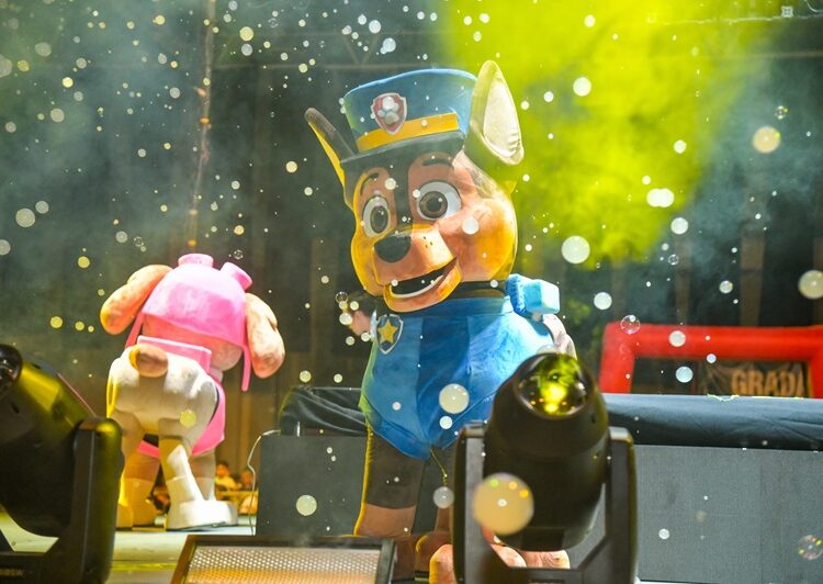 Festeja Mónica a niñas y niños con magno evento en Tampico