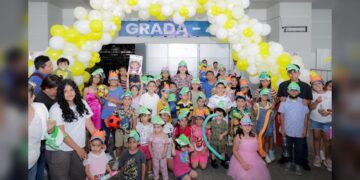 Festeja Mónica a niñas y niños con magno evento en Tampico