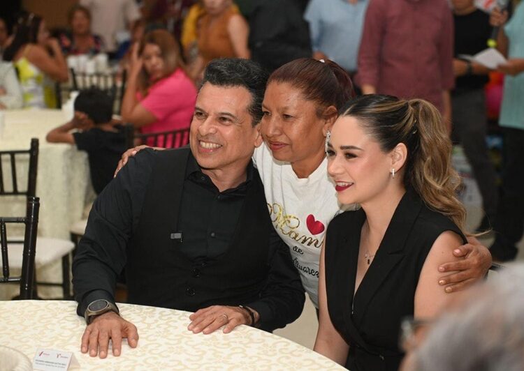 Festejan Lalo y Lucy a las mamás victorenses