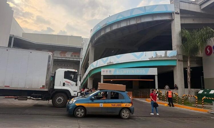 Hombre murió tras caer del techo en ‘Galerías Altama’