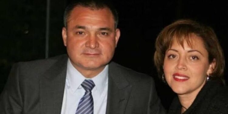 Corte de EU sentencia a García Luna y a su esposa por fraude