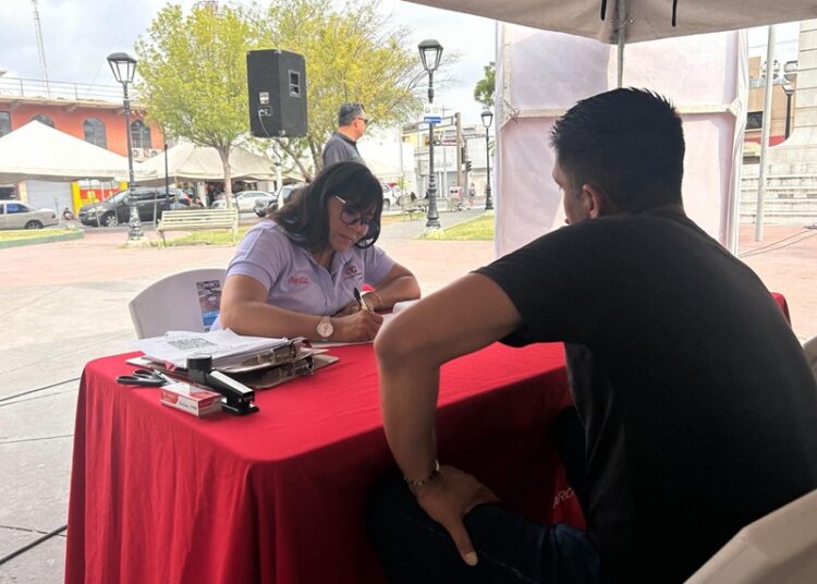 Gran respuesta ciudadana en el programa “Empleo en tu Colonia” en NLD