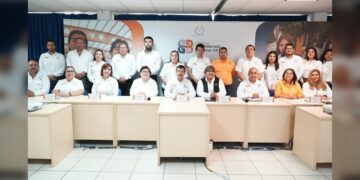 Implementa la UAT prepa en línea