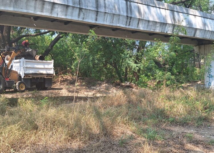 Inicia Municipio reconstrucción de puentes peatonales