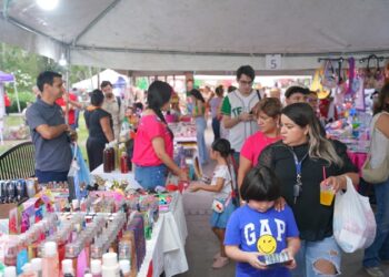 Invita Gobierno de NLD al Bazar Día de las Madres en Plaza Zaragoza