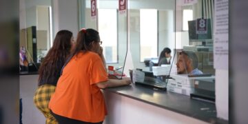 Invita NLD a contribuyentes obtener seguro gratuito al pagar su predial