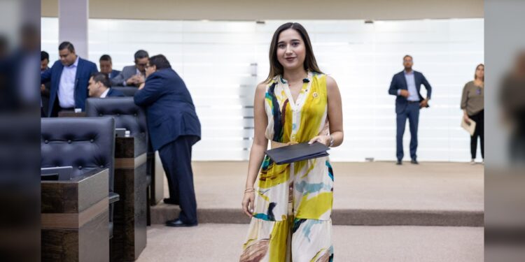 Nombran a Katalyna presidenta de la Comisión de Vivienda en el Congreso