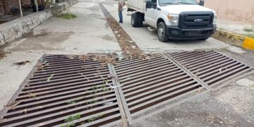 Limpian drenes de Victoria tras paso del Frente Frío 42