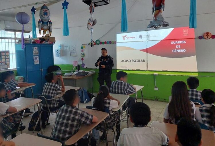 Mantiene Guardia Estatal de Género proximidad con estudiantes