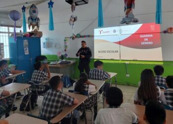 Mantiene Guardia Estatal de Género proximidad con estudiantes