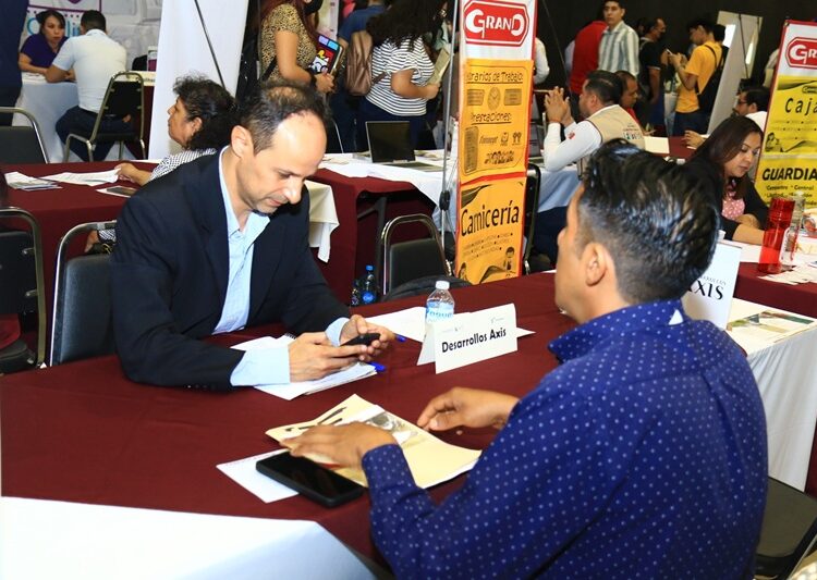 Ofertarán 100 vacantes en Feria del Empleo en Victoria
