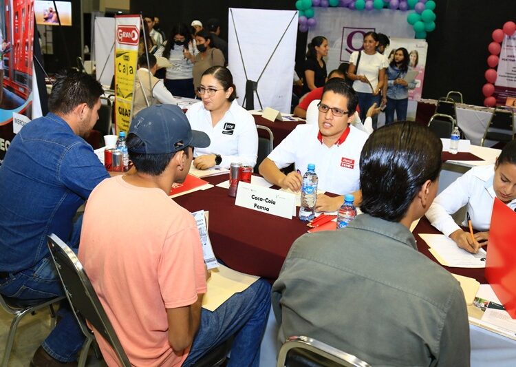 Ofertarán 100 vacantes en Feria del Empleo en Victoria