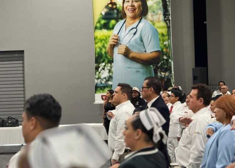 Participa Humberto Prieto en la celebración del ‘Día Internacional de la Enfermería’