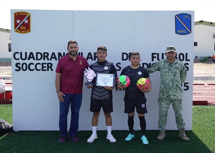 Participan prepas municipal en cuadrangular de fútbol contra las adicciones