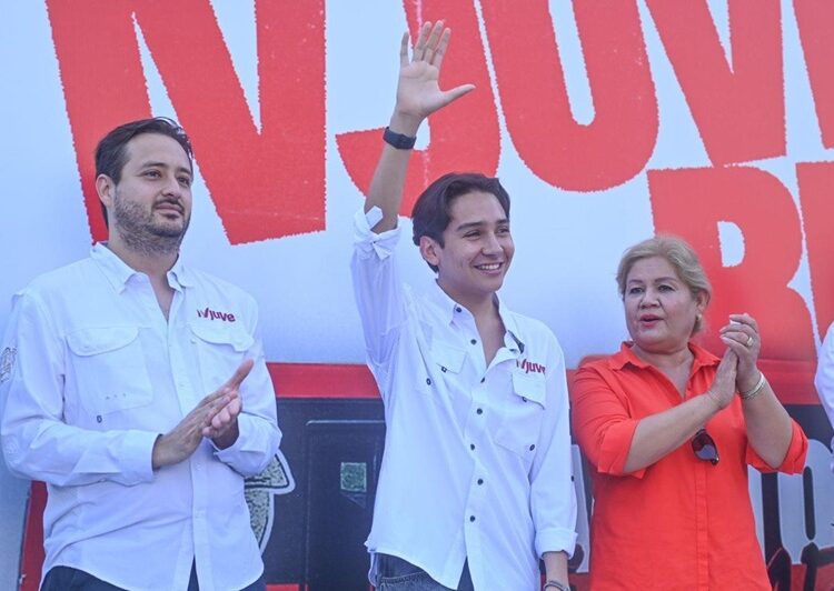 Presentan el “Lalo Bus”, dará transporte escolar gratuito