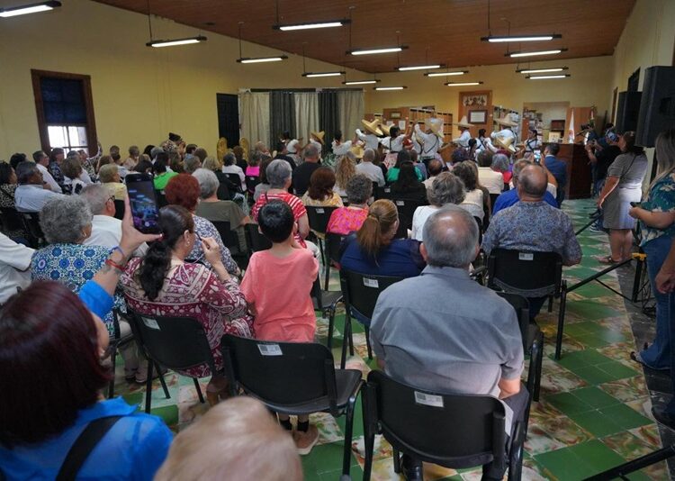 Reconocen a Zorina Medrano con el ‘Mérito Ciudadano’