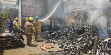 Se incendia almacén de Servicios Generales del Ayuntamiento de Victoria