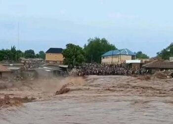 ¡Se reportó 115 muertos por tormenta en Nigeria!