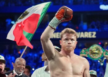 El Canelo, ¡la hizo otra vez!