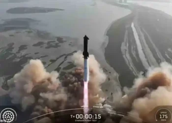 ¡Starship se desintegra en pleno vuelo!