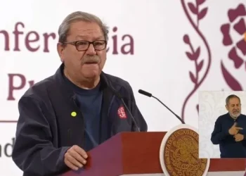 Taibo II anuncia 2.5 millones de libros para jóvenes de Latinoamérica