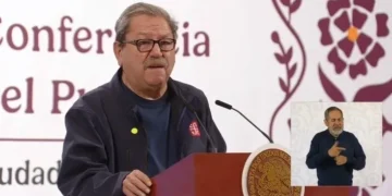 Taibo II anuncia 2.5 millones de libros para jóvenes de Latinoamérica