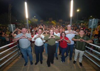 Carmen Lilia inaugura puente panorámico del Península del Laguito