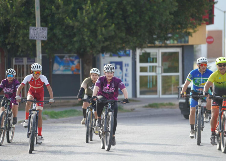 ¡Exitosa rodada ciclista por aniversario en Nuevo Laredo!