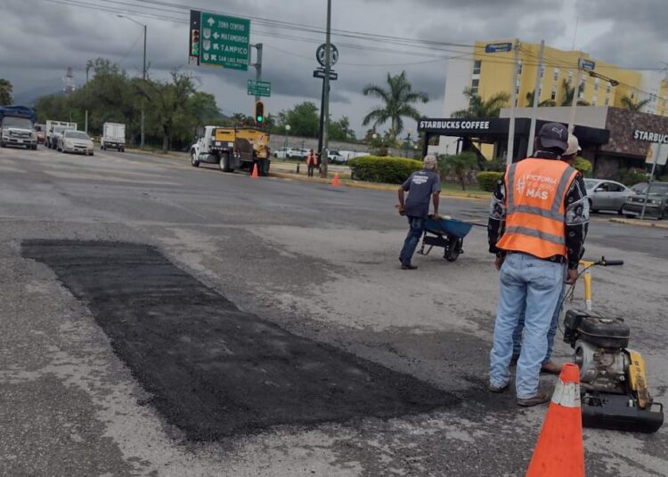 Avanza mejora de calles en Victoria