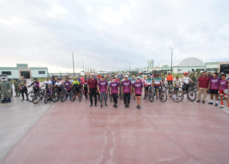 ¡Exitosa rodada ciclista por aniversario en Nuevo Laredo!