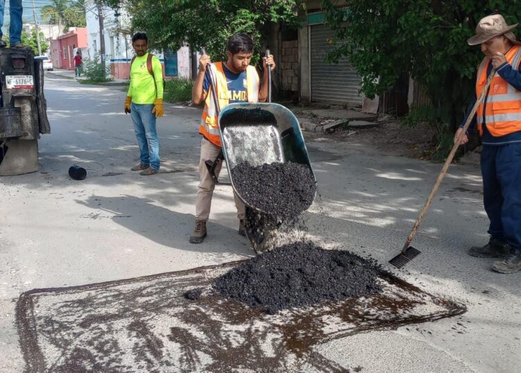 Con limpieza, instalación de luminarias y bacheo, ¡se transforma Victoria!