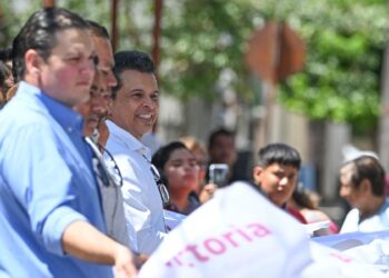 Alcalde Lalo Gattás da banderazo a dos obras más de pavimentación