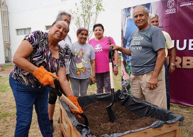 Arranca taller de ‘Huertos Urbanos en la Casa Club del Adulto Mayor’ del DIF NLD