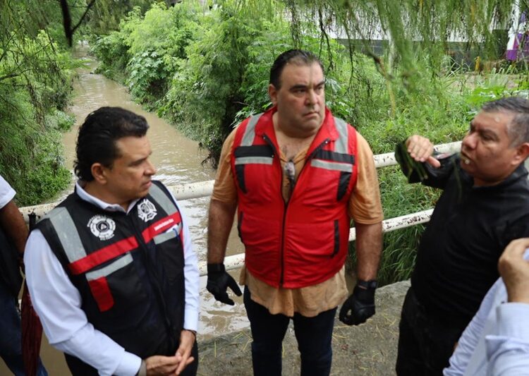 Atiende alcalde daños por intensas lluvias en Victoria