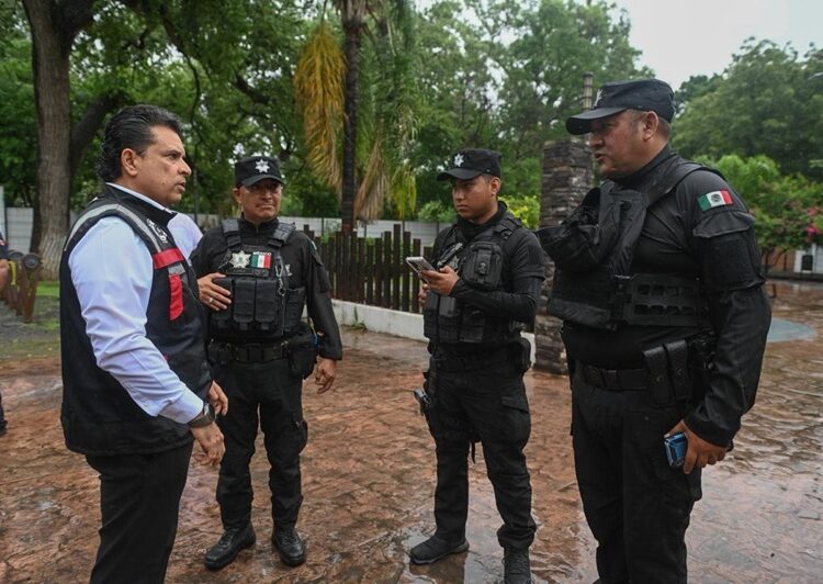 Atiende alcalde daños por intensas lluvias en Victoria