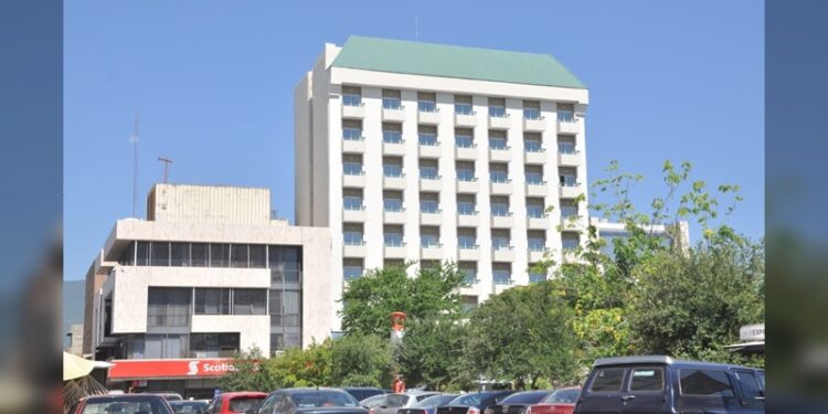 ‘Cristina’ vuelve a la TV con entrevista exclusiva a Karol G