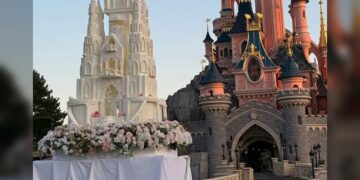 ¡Escándalo por una boda falsa en Disneyland París!