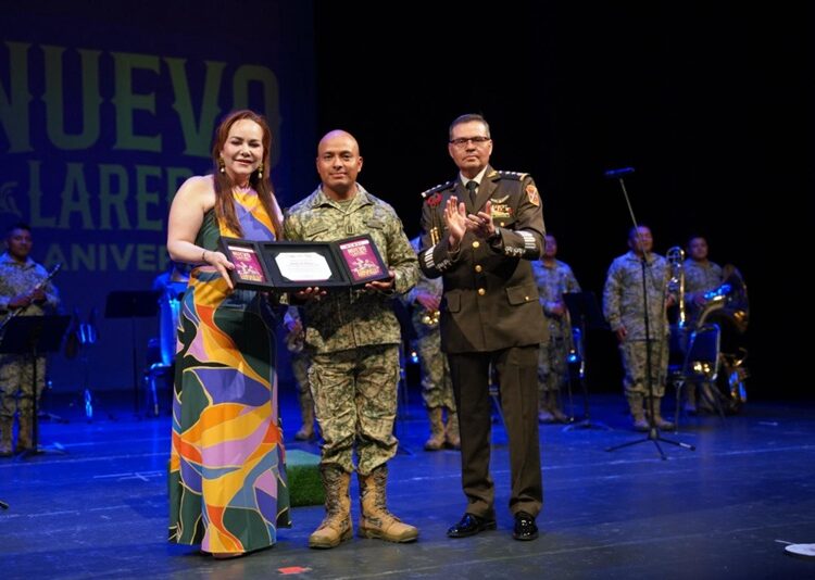 Brinda SEDENA gran concierto de gala como parte de los festejos del 177 aniversario de NLD