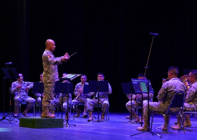 Brinda SEDENA gran concierto de gala como parte de los festejos del 177 aniversario de NLD