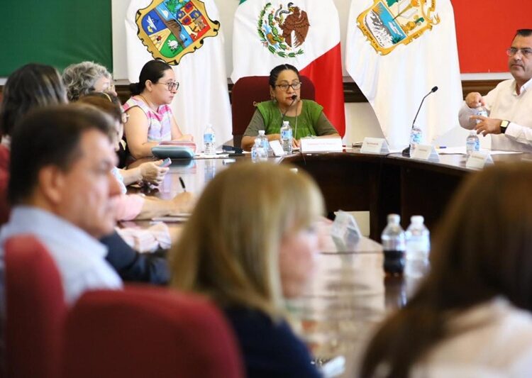 Cabildo da trámite a iniciativas del Congreso