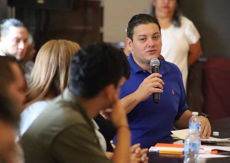 Cabildo da trámite a iniciativas del Congreso
