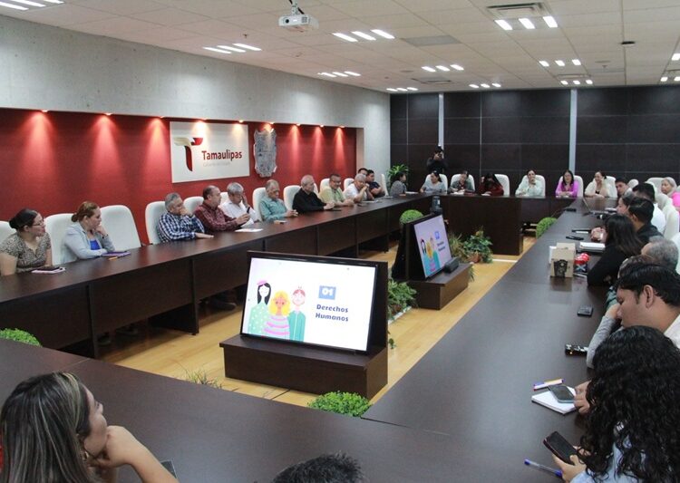 Capacita SEBIEN a funcionarios en igualdad de género